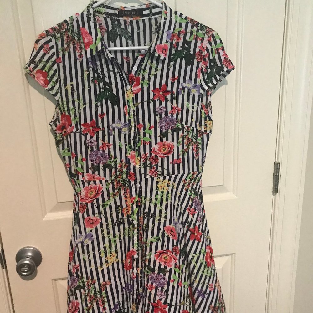 collared floral dress